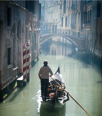 ヴェネツィアのゴンドラ