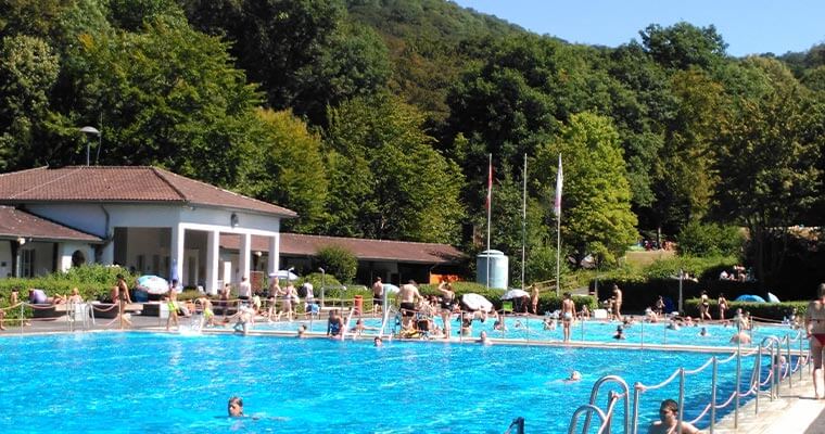 Schwimmbad